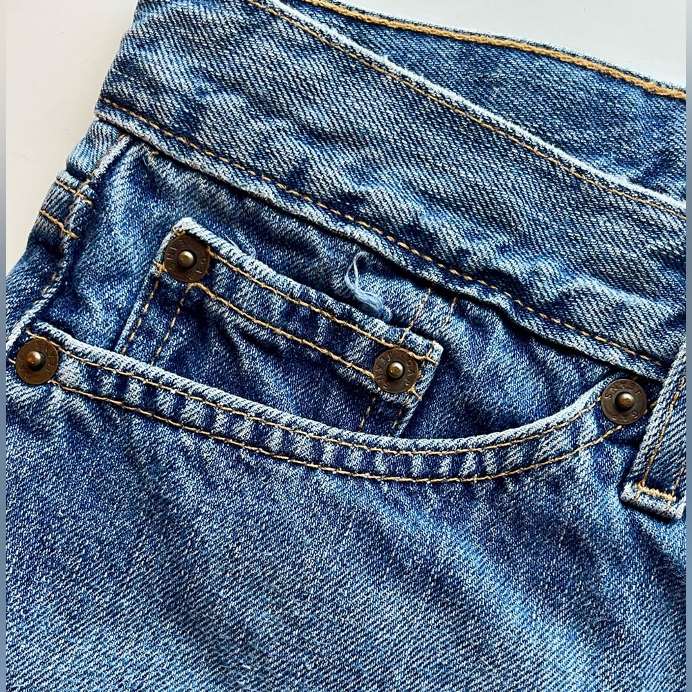 GAP Women's Classic Blue Jean 5 Pocket Shorts- Size 6 - Picture 4 of 9